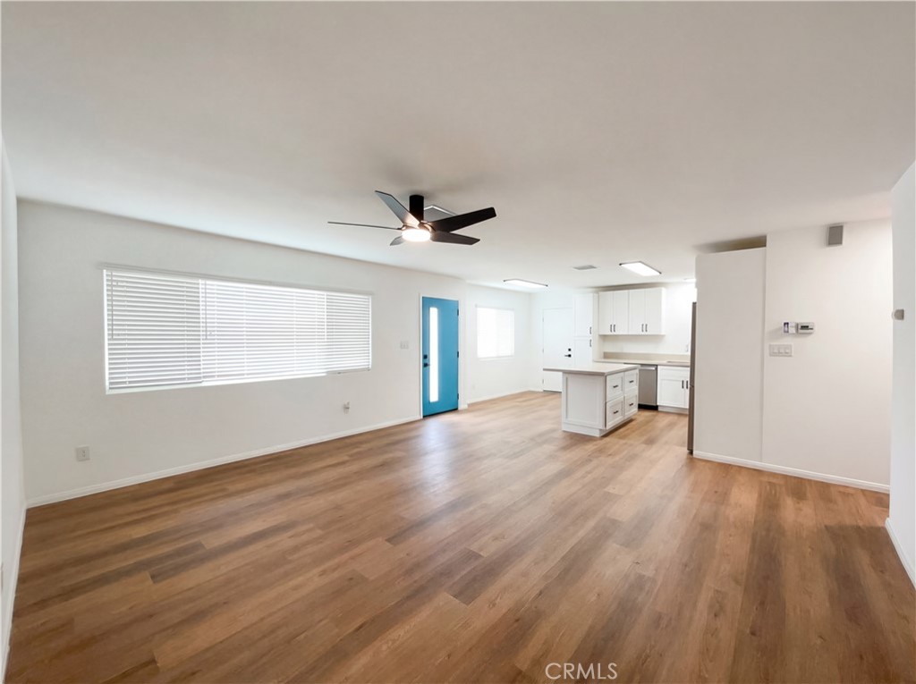 386 W Sunview