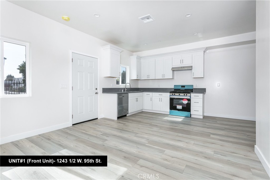 1241 W 95th Street