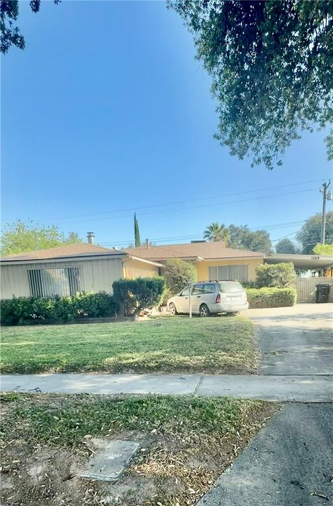 Photo of 1569 W 16th Street, San Bernardino, CA 92411 (MLS # IG26096829)