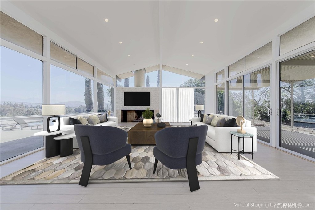 1830 Ladera Vista Drive