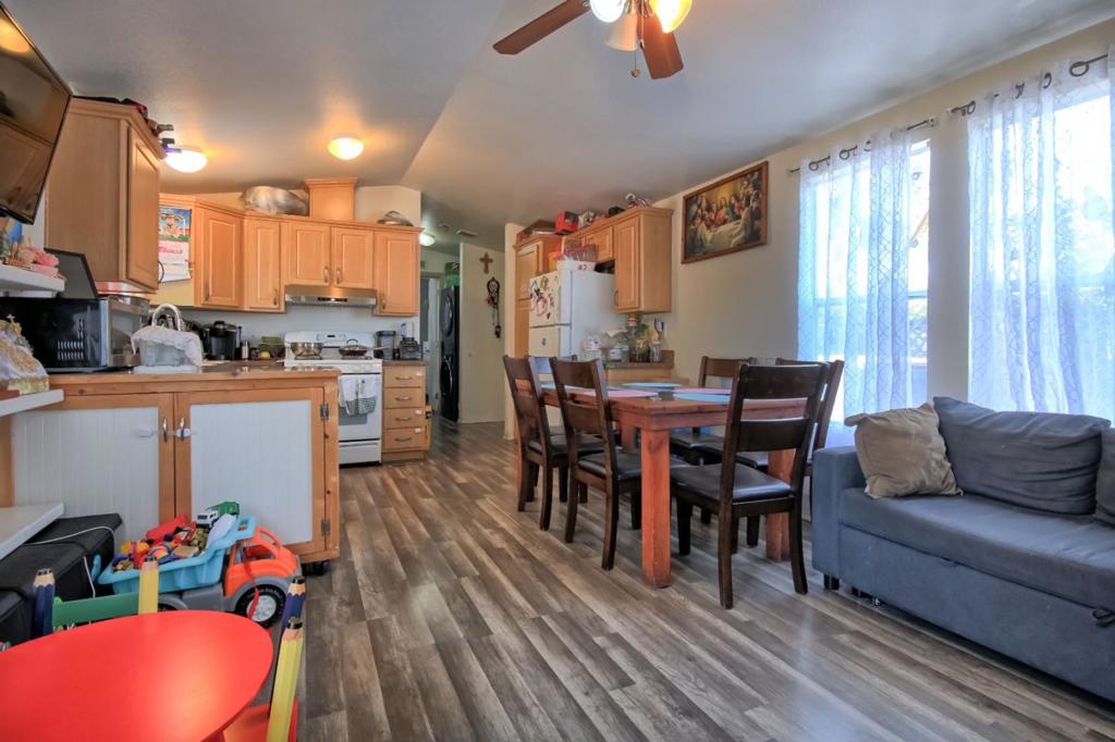 13532 Agua Dulce 182