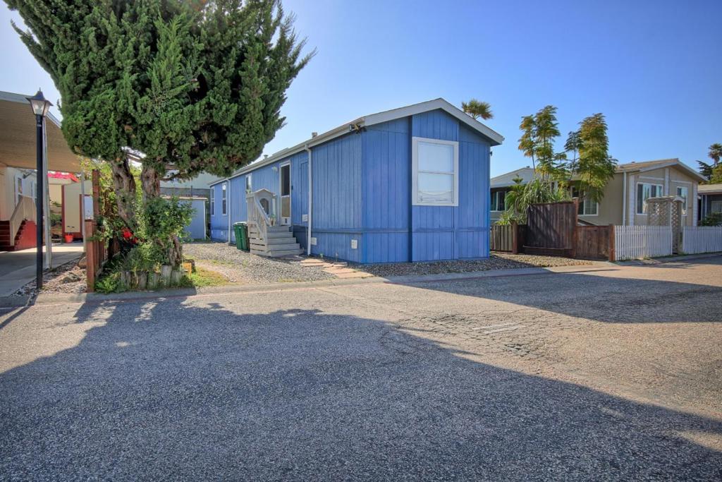 13532 Agua Dulce 182