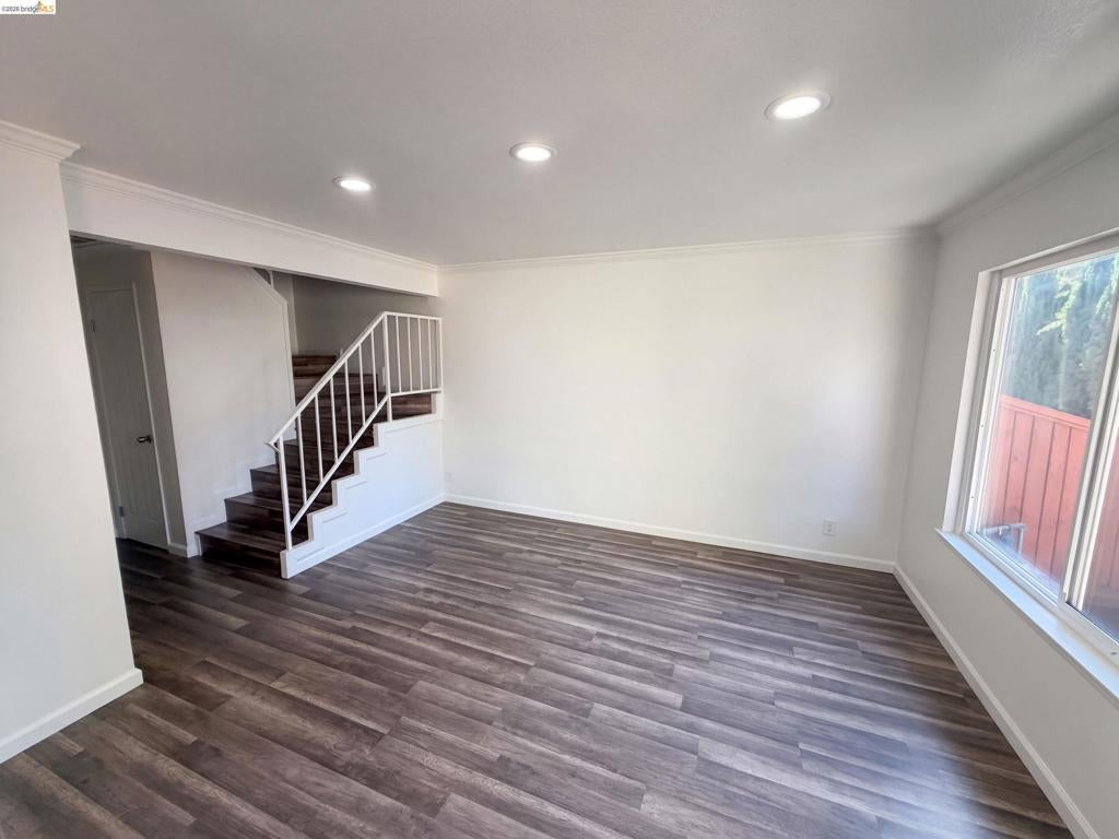 2767 Lone Bluff Way