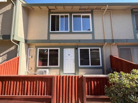 Photo of 2767 Lone Bluff Way, San Jose, CA 95111 (MLS # 41150107)