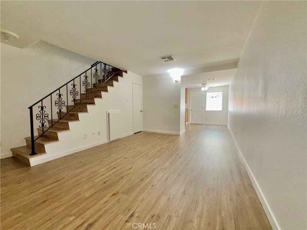 2225 N Broadway G