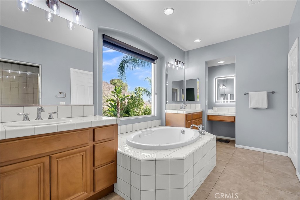Eagle Glen - Residential