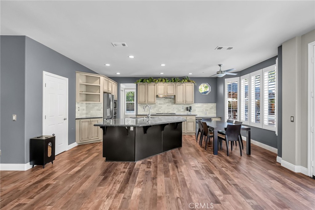 Eagle Glen - Residential