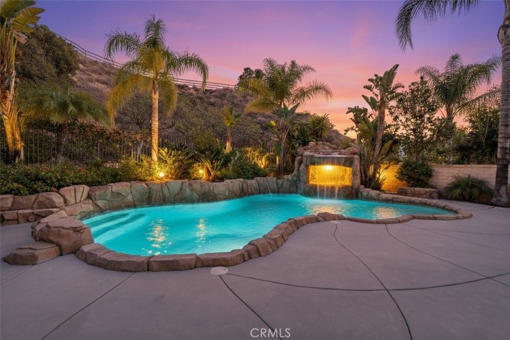 Eagle Glen - Residential
