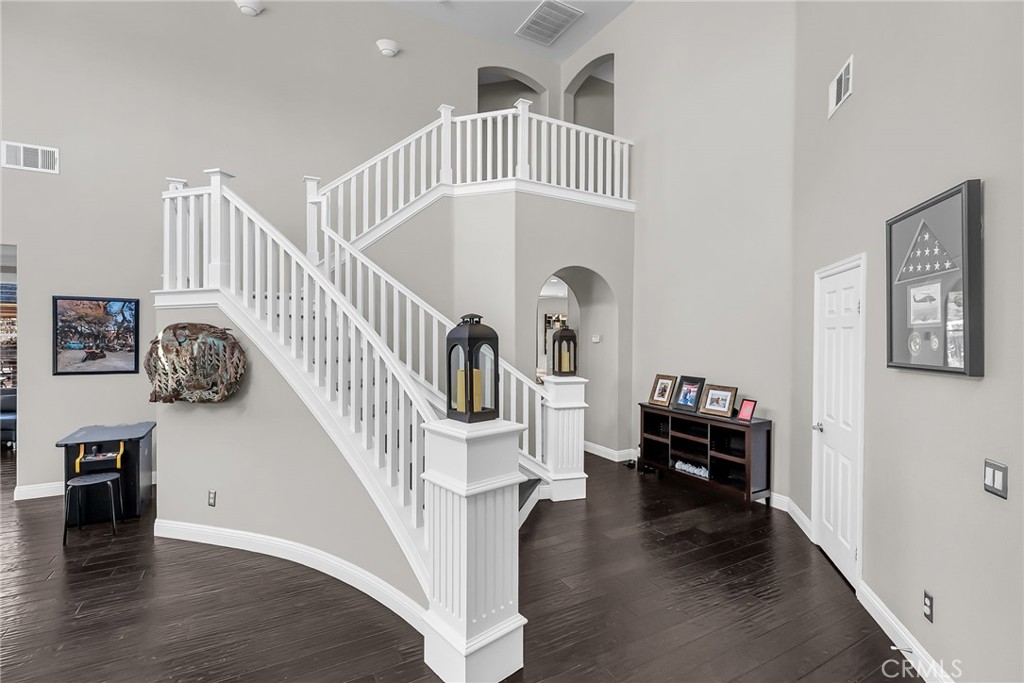 Eagle Glen - Residential