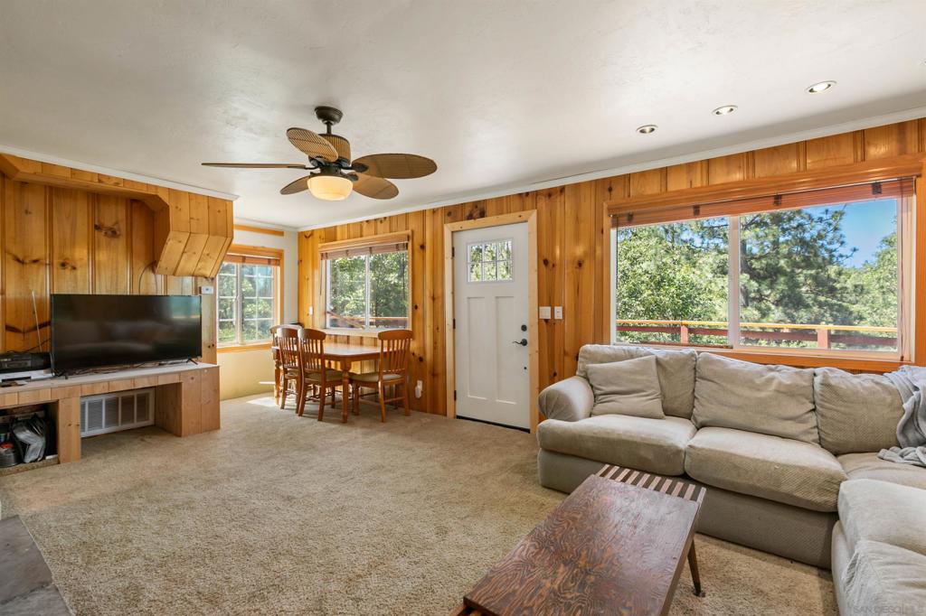 748 Boiling Springs