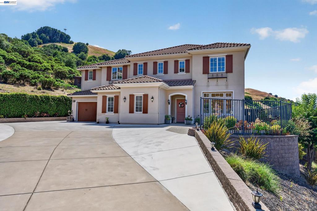 200 cliffecastle