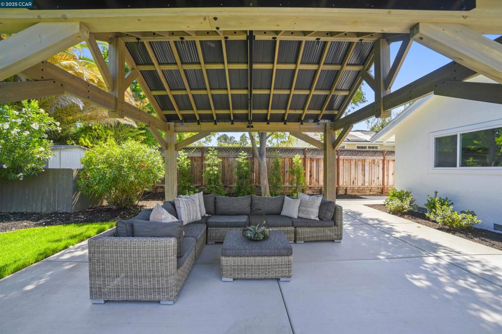 ST. FRANCES PARK - Residential