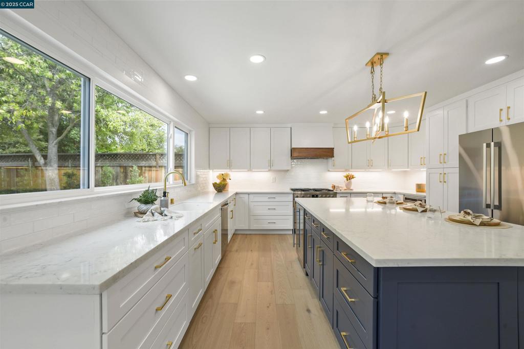 ST. FRANCES PARK - Residential