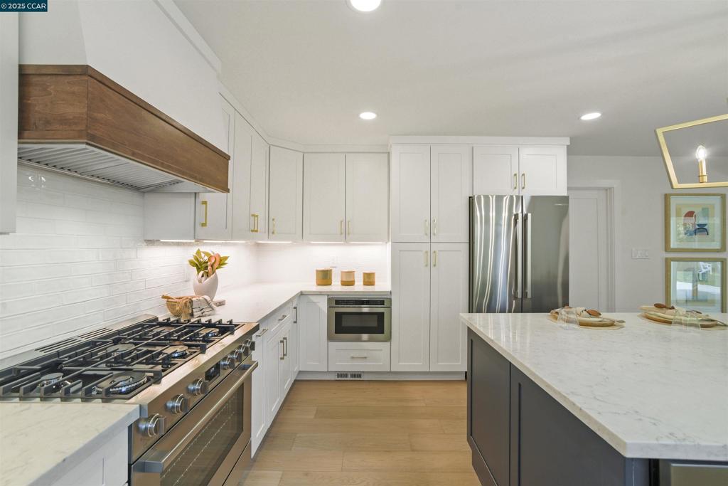 ST. FRANCES PARK - Residential