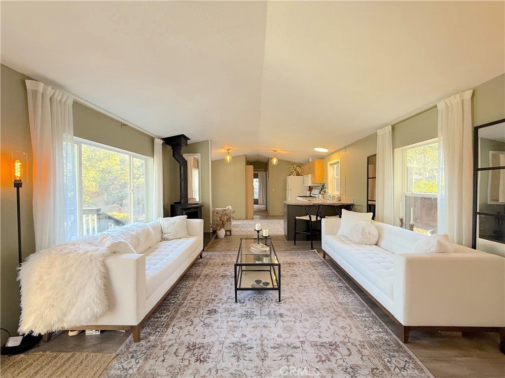 43555 Highway 41 B23
