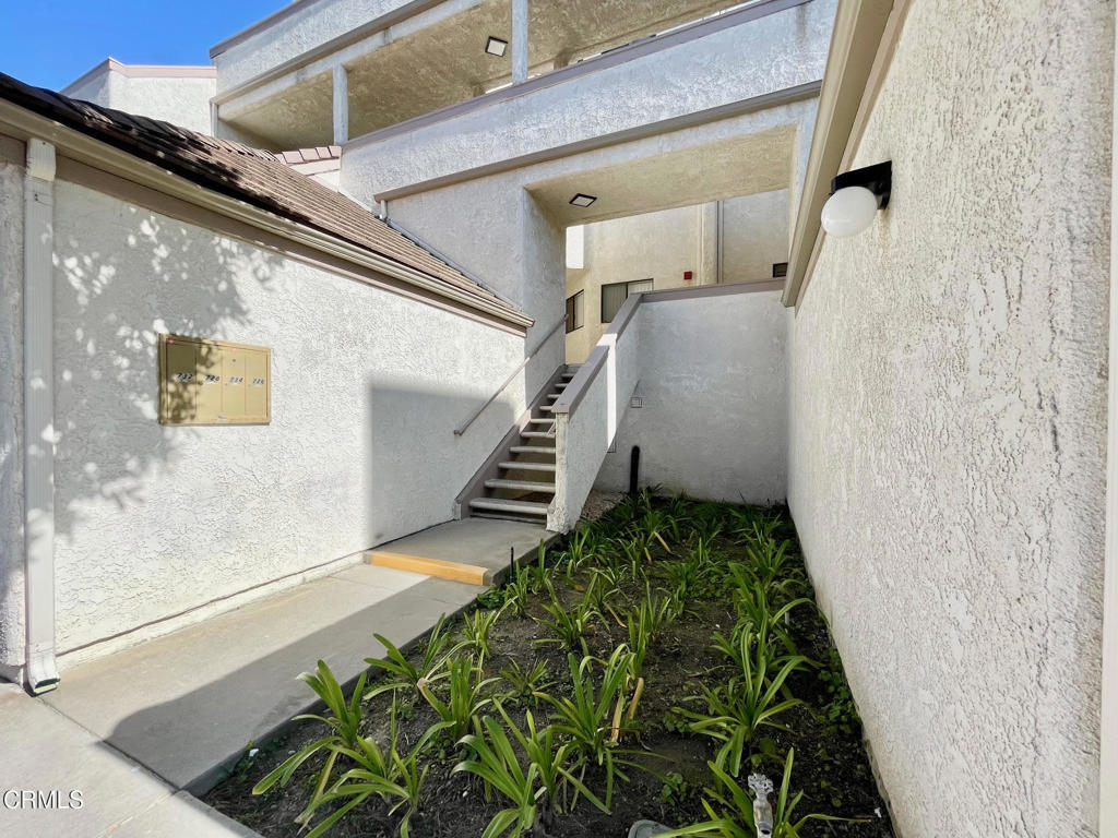 726 Island View Circle