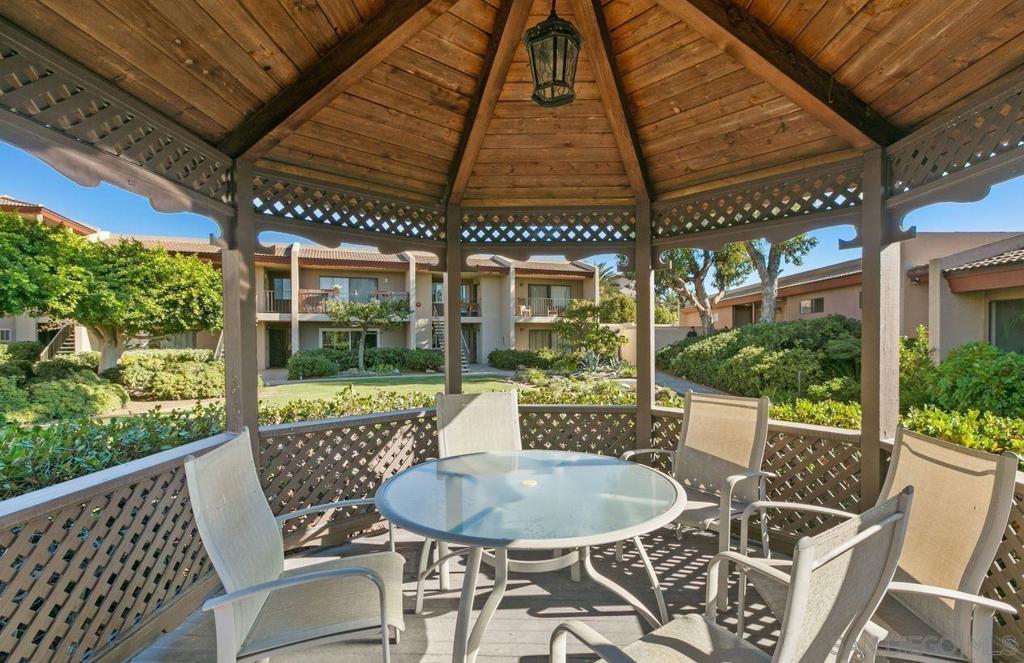 Del Cerro - Residential