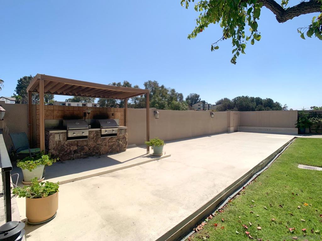 Del Cerro - Residential