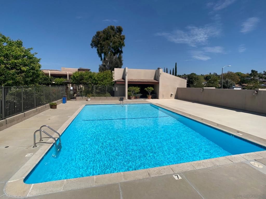 Del Cerro - Residential