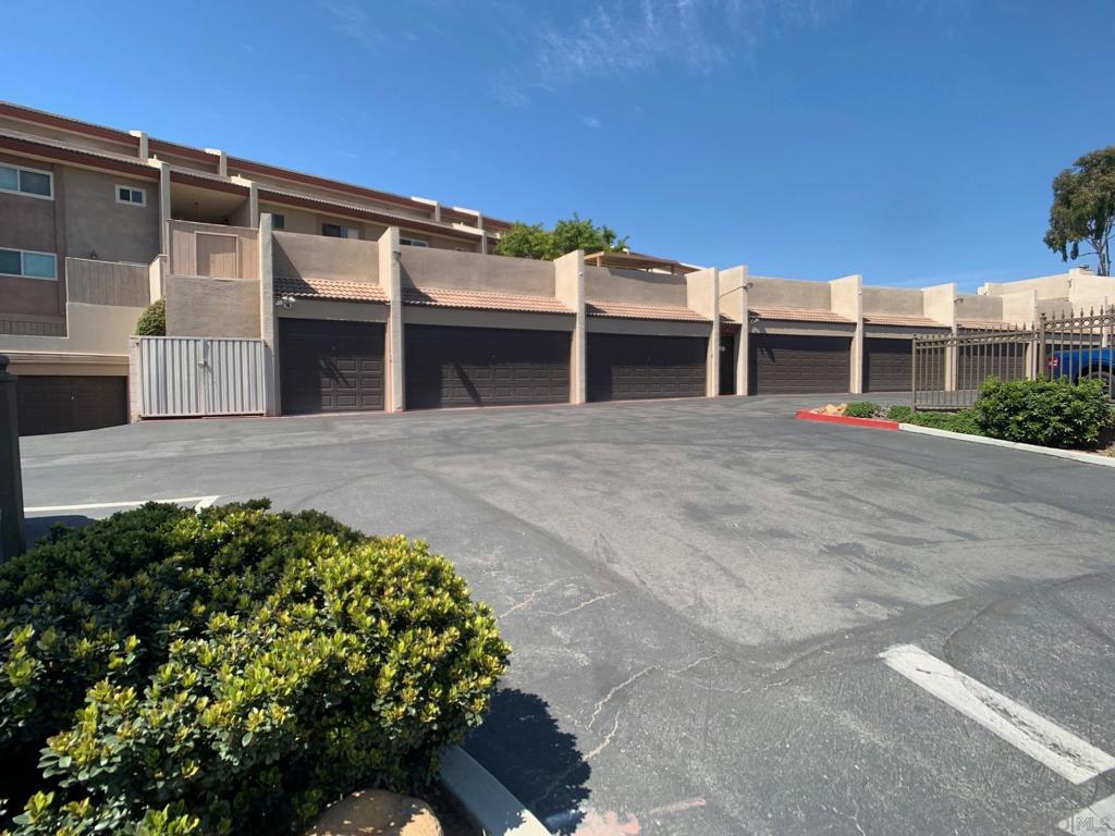 Del Cerro - Residential