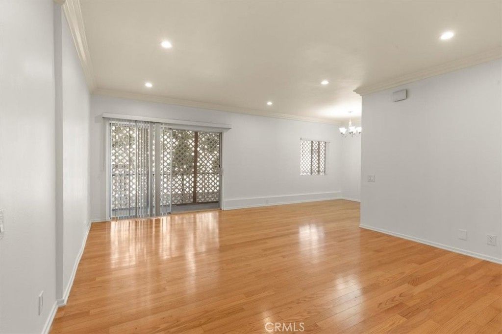 Photo of 1115 S Elm Drive #207, Los Angeles, CA 90035 (MLS # CV25231378)