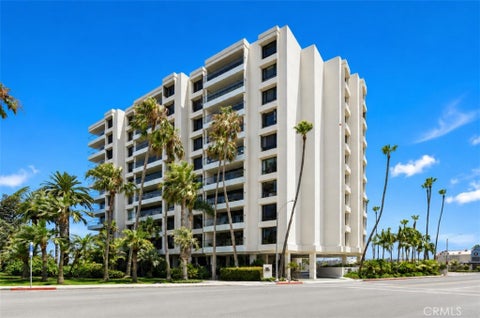 Photo of 601 Lido Park Drive #2E, Newport Beach, CA 92663 (MLS # OC25126401)