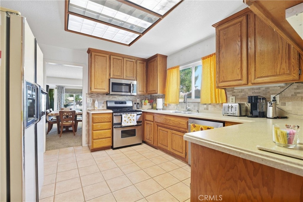 3156 E Avenue H4