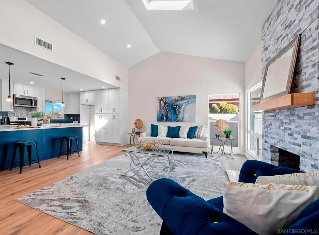 Photo of 12540 LOMICA DR. Dr, San Diego, CA 92128 (MLS # 250045315SD)