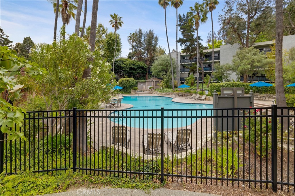 3605 W Hidden Lane 307