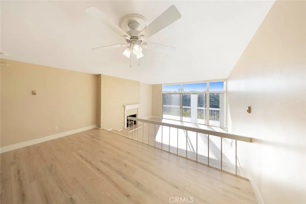 Newport Beach, California 92660, United States, 2 Bedrooms Bedrooms, ,2 BathroomsBathrooms,Residential,Active,248303