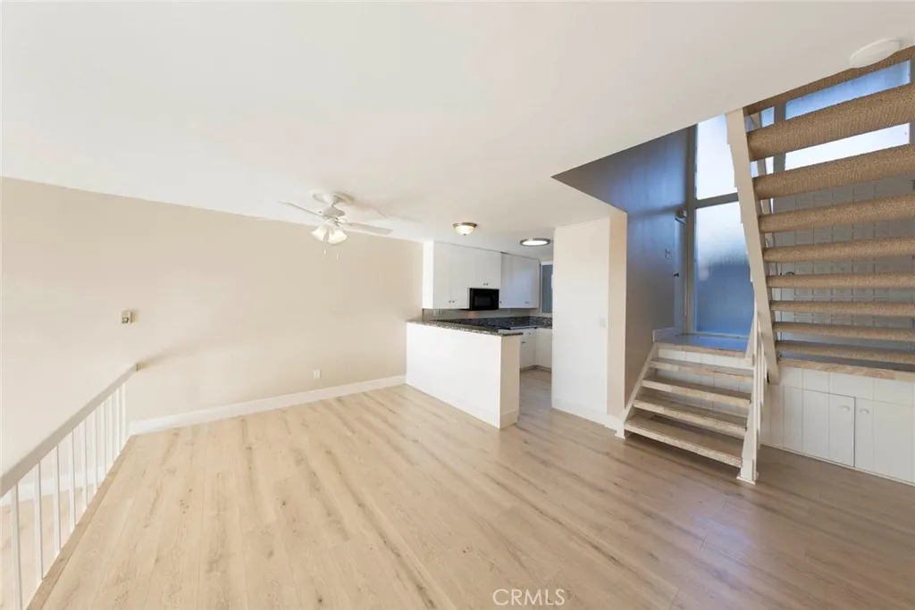 Newport Beach, California 92660, United States, 2 Bedrooms Bedrooms, ,2 BathroomsBathrooms,Residential,Active,248303