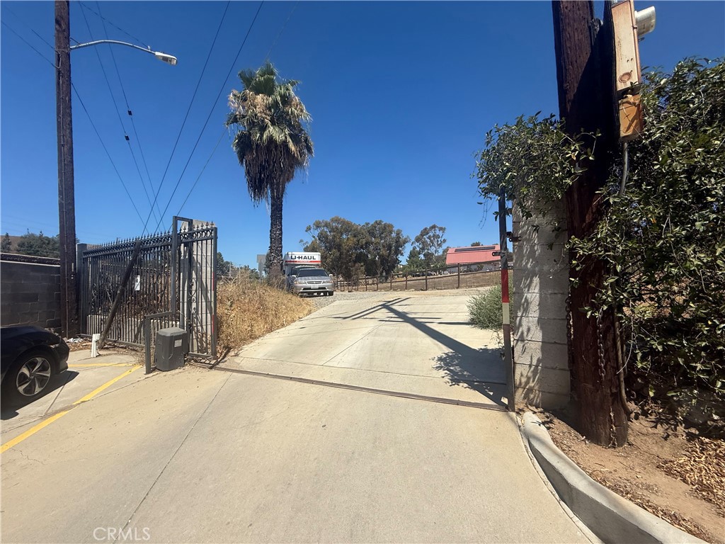 1337 Clovis Court