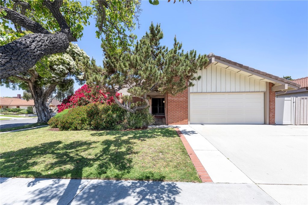 13119 Semora Place
