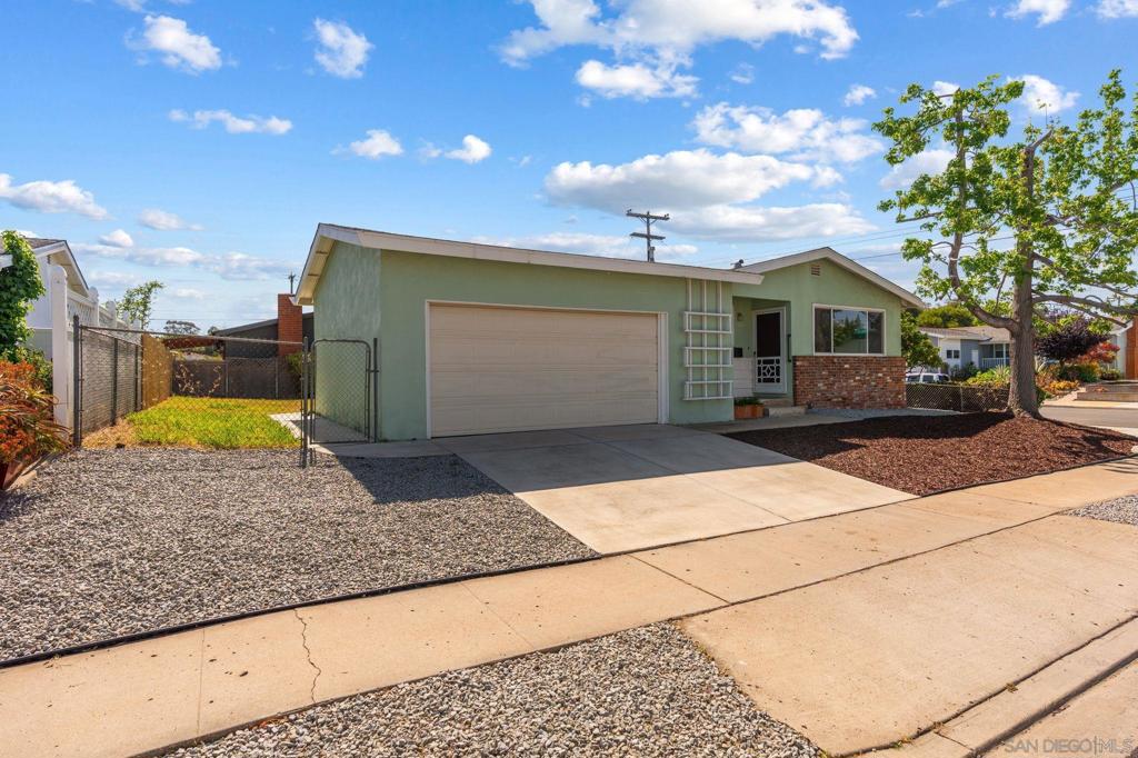 3801 Tiara Street