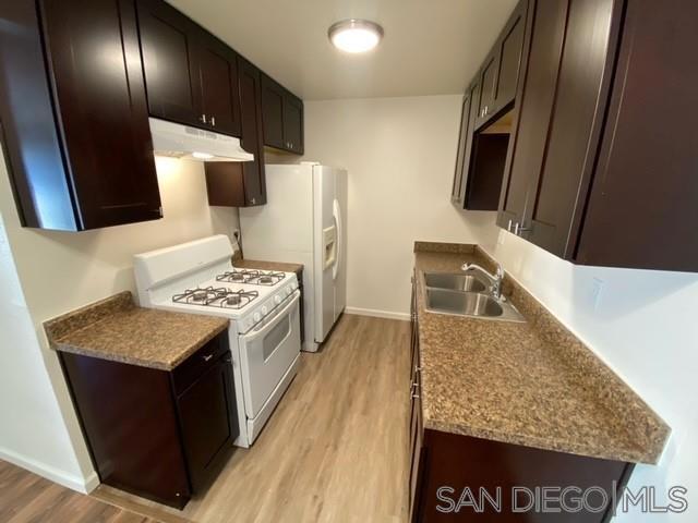 341 Lansing Cir
