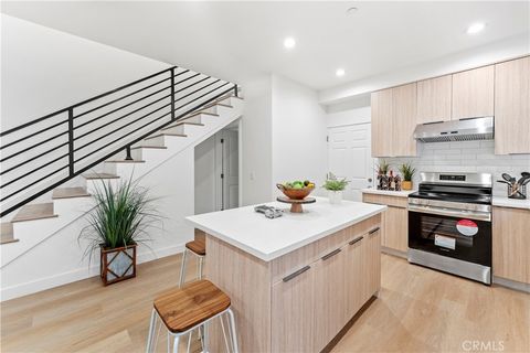 Photo of 436 E Truslow Avenue, Fullerton, CA 92832 (MLS # OC25113862)