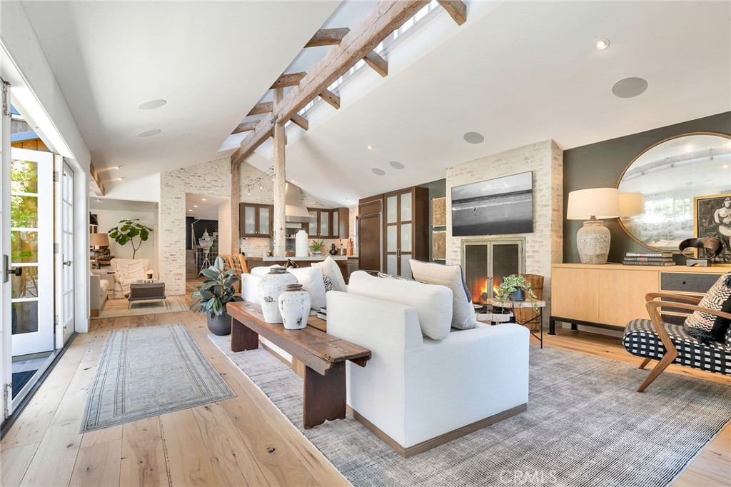 Bayshores (BSHR) - Residential Lease