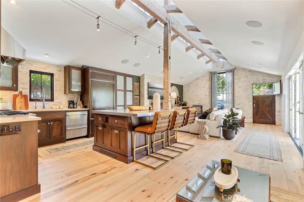 Bayshores (BSHR) - Residential Lease