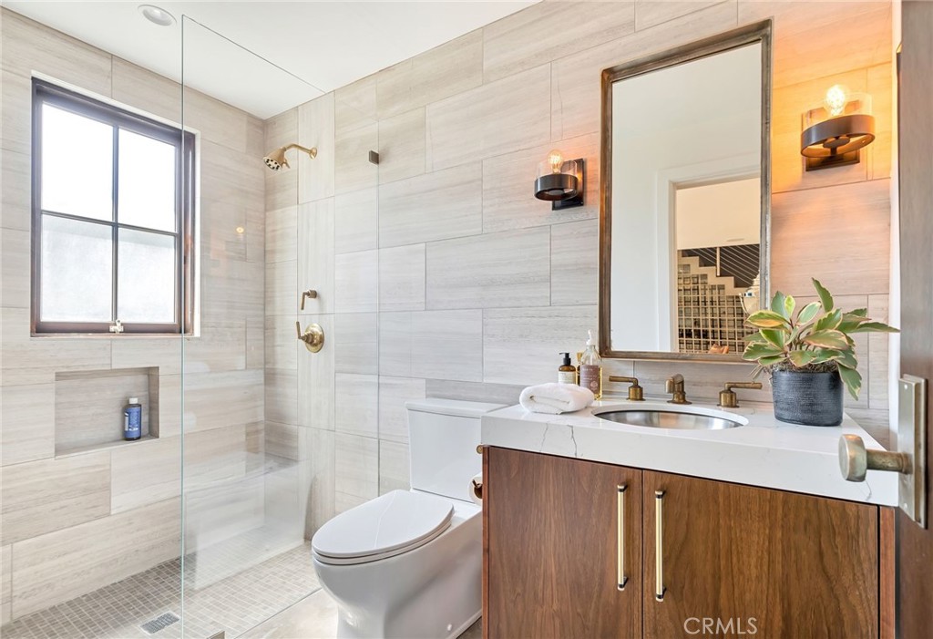 Bayshores (BSHR) - Residential Lease