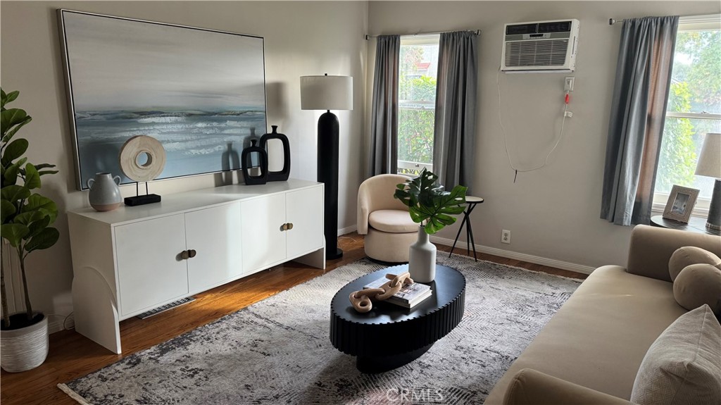 100 E Huntington Drive