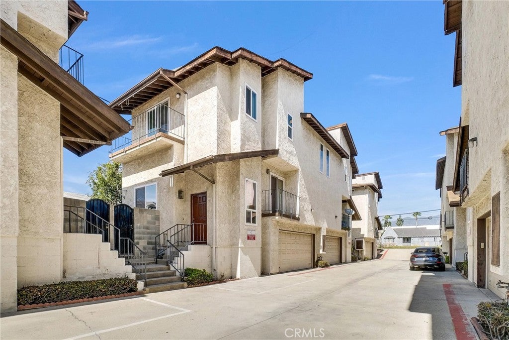11216 Lower Azusa Road