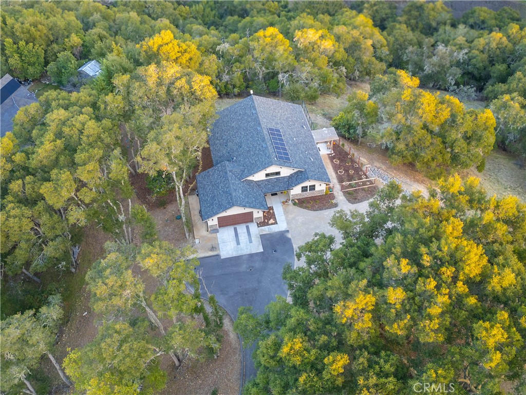 9094 La Canada Road