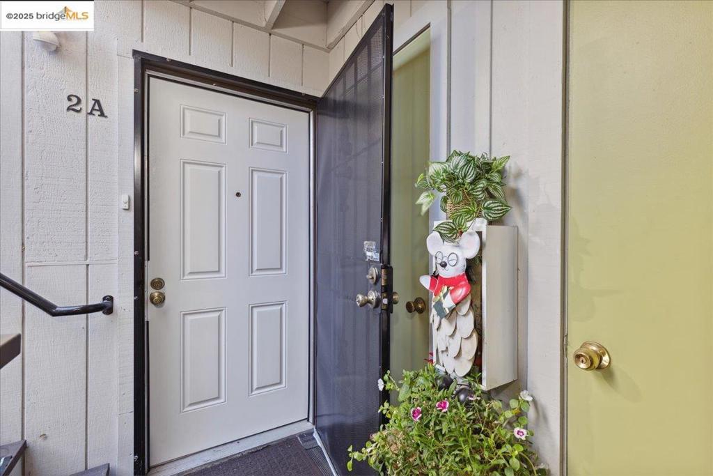 OAKLAND HILLS - Residential