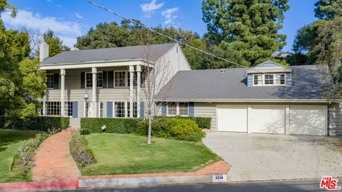 Photo of 3216 Fryman Road, Studio City, CA 91604 (MLS # 26655509)