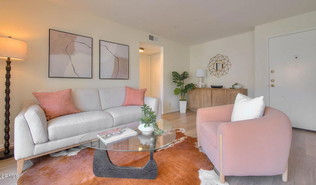 285 S Sierra Madre Boulevard E