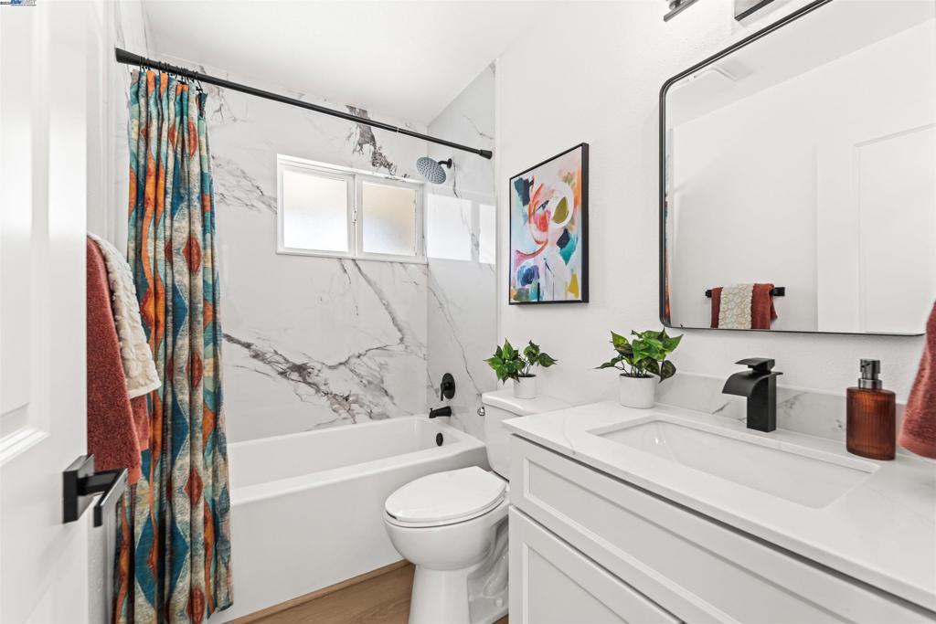 CANTERBURY VILG - Residential