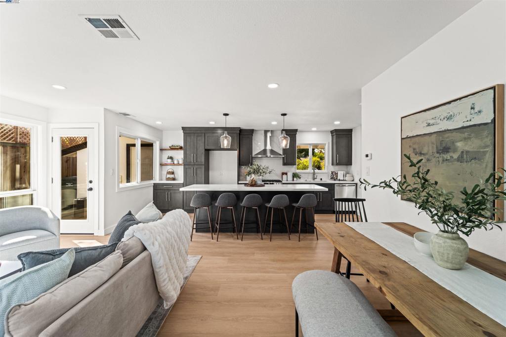 CANTERBURY VILG - Residential