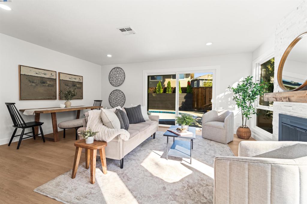 CANTERBURY VILG - Residential