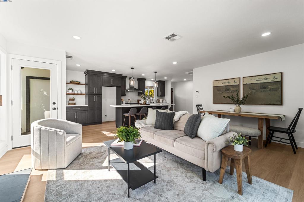 CANTERBURY VILG - Residential