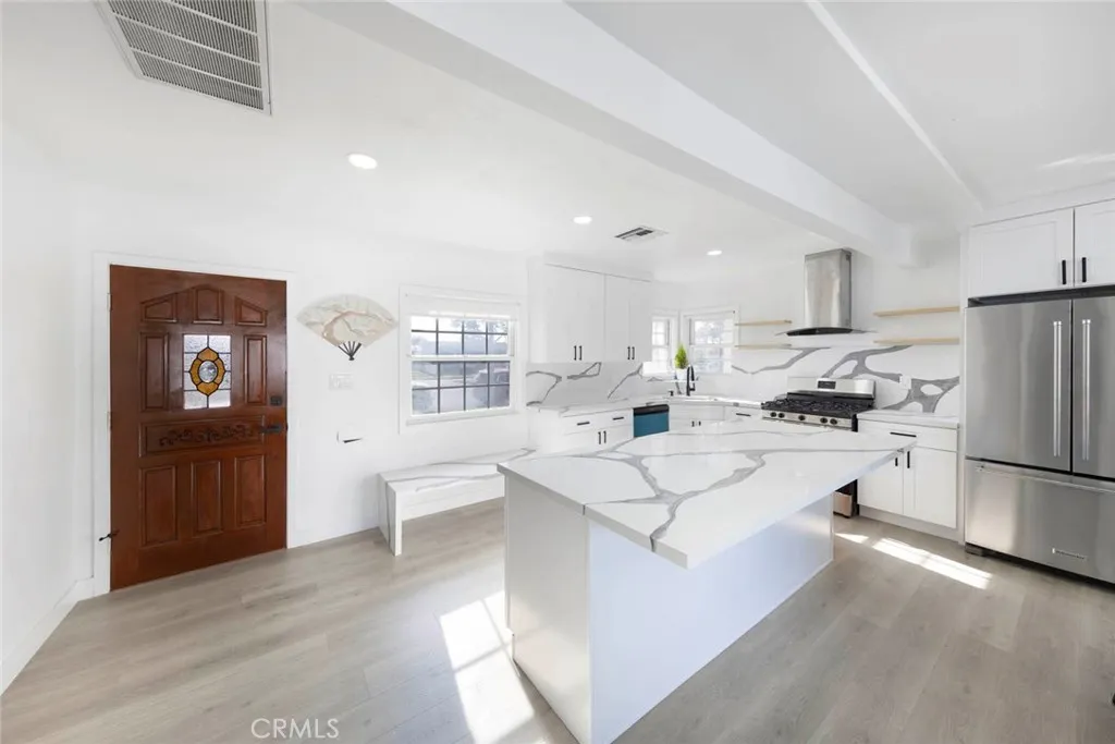 Bellflower, California 90706, United States, 3 Bedrooms Bedrooms, ,2 BathroomsBathrooms,Residential,Active,239826